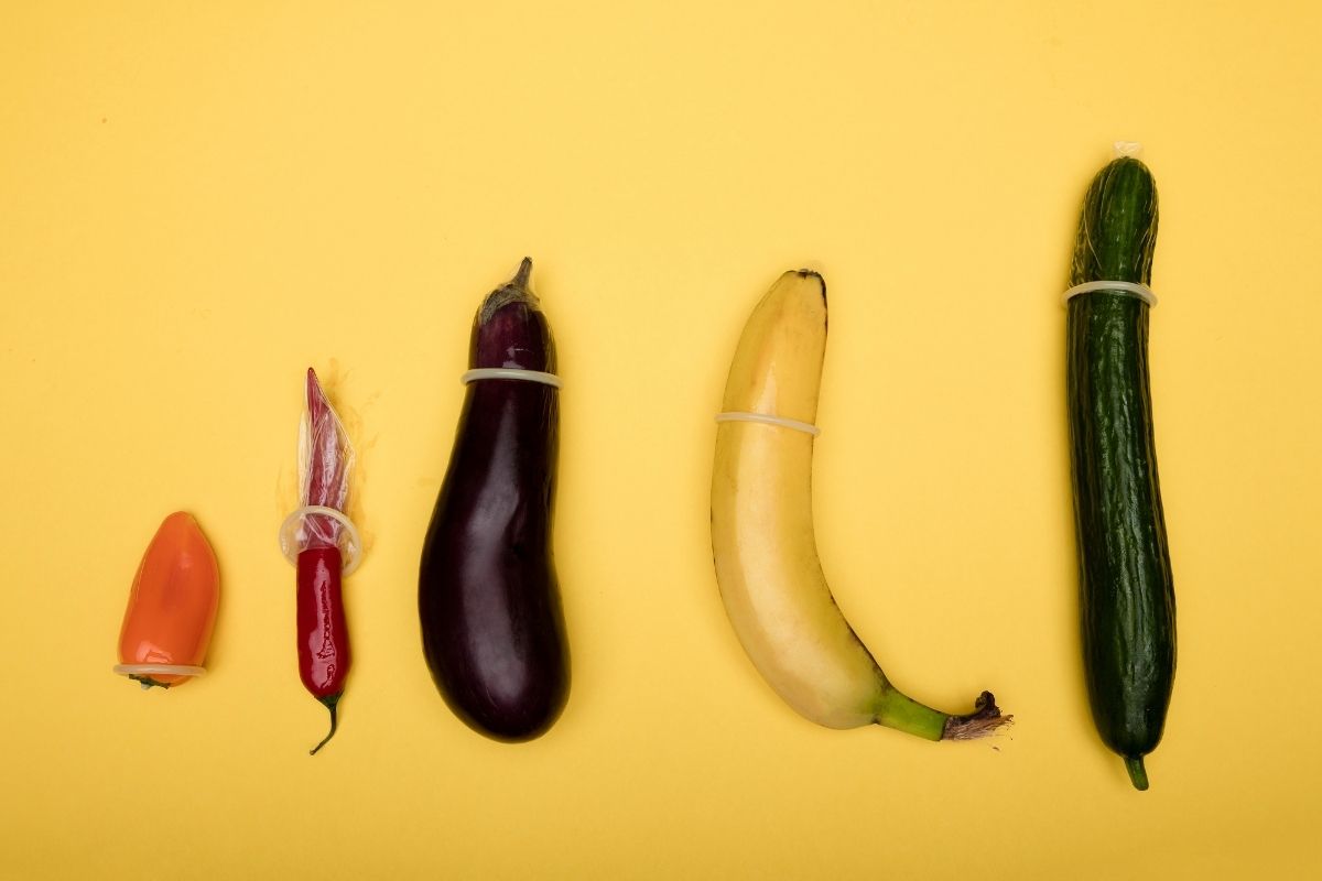 Kondómy na ovocí a zelenine rôznych veľkostí